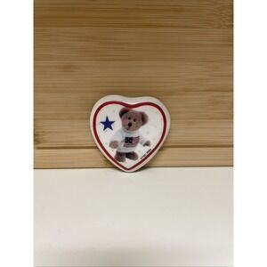 VINTAGE TBC 2002 Patriotic Boy Bear Heart Shaped Fridge Magnet Rare
